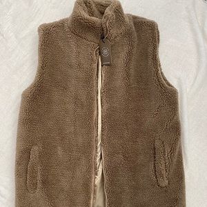 NWT Teddy bear Vest by Janice Apparel